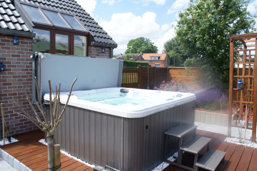 Calspas  bubbelbad met coverlift